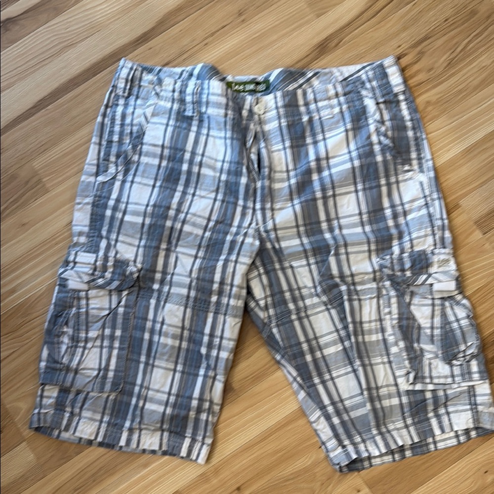 Lee Blue and White Cargo Shorts for Summer Style